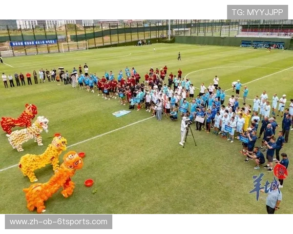 足球比赛中的全员参与与战术协同